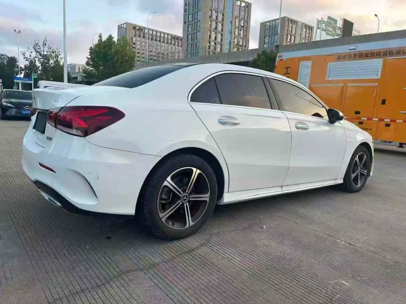 徐州22年奔驰A8
