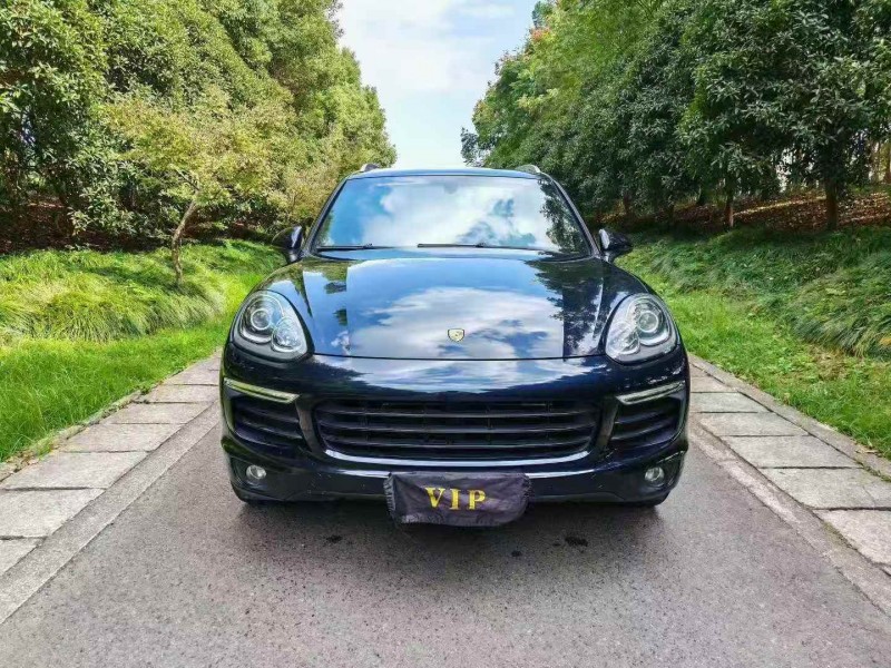 温州16年保时捷卡宴1