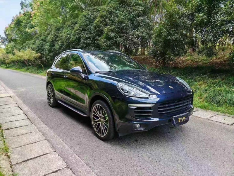 温州16年保时捷卡宴3