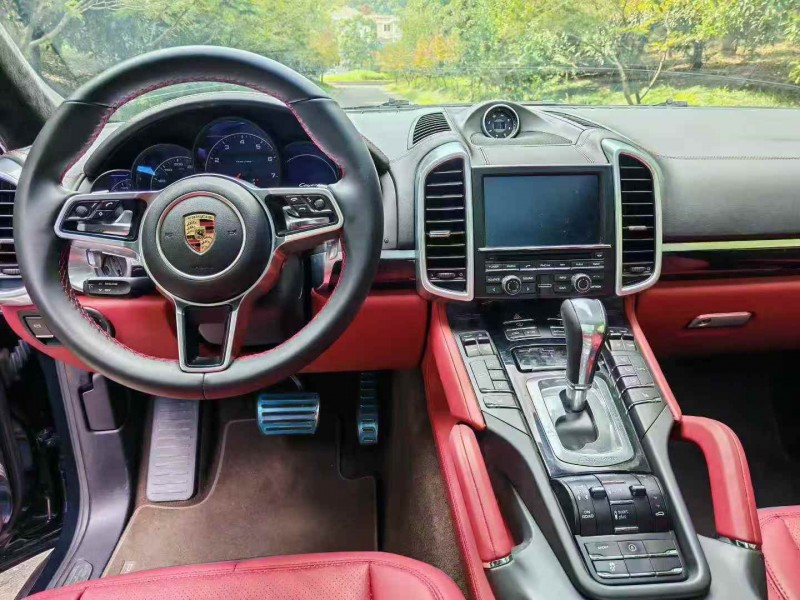 温州16年保时捷卡宴5