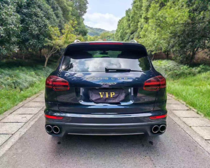 温州16年保时捷卡宴9