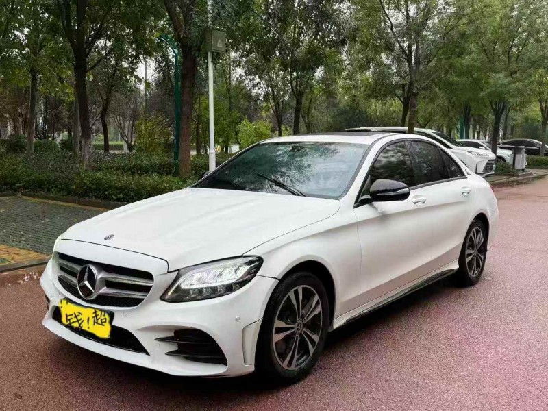 青岛19年奔驰C2