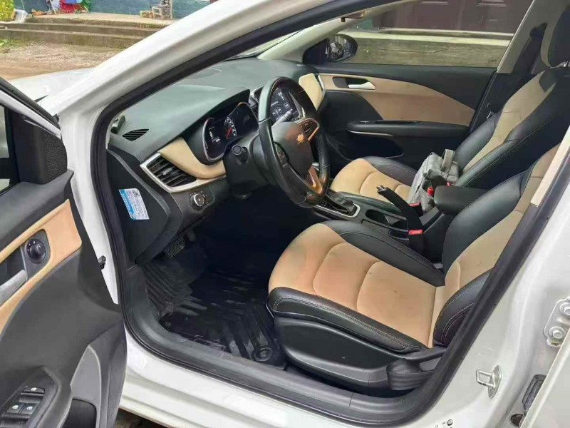 安庆22年雪佛兰科鲁泽4