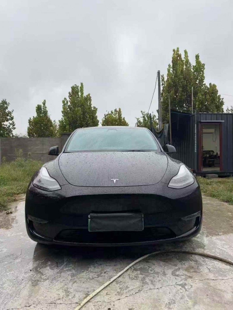 济宁22年特斯拉MODEL Y1