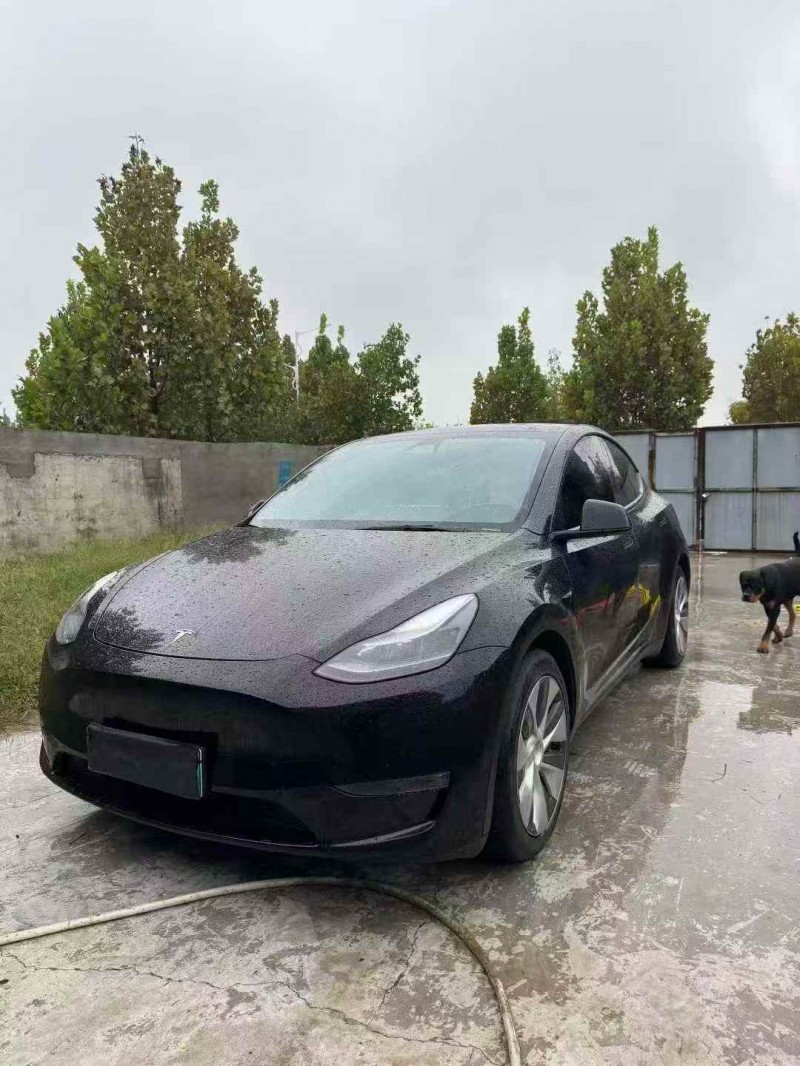 济宁22年特斯拉MODEL Y2
