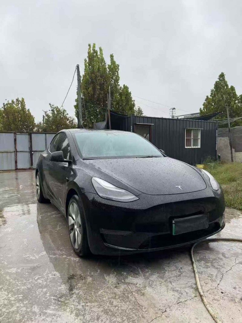 济宁22年特斯拉MODEL Y3