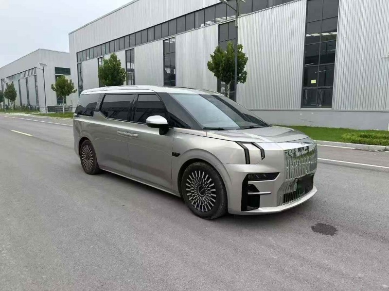 潍坊23年极氪汽车0092