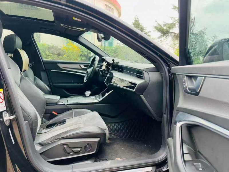 青岛20年奥迪A6L9