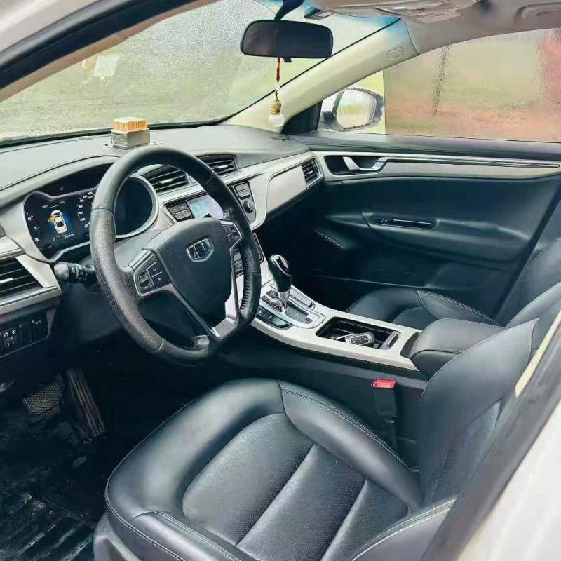 烟台17年吉利帝豪5