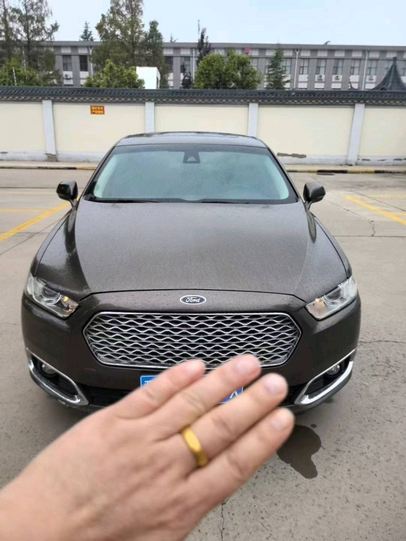 运城17年福特金牛座1