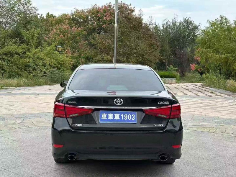 枣庄18年丰田皇冠7