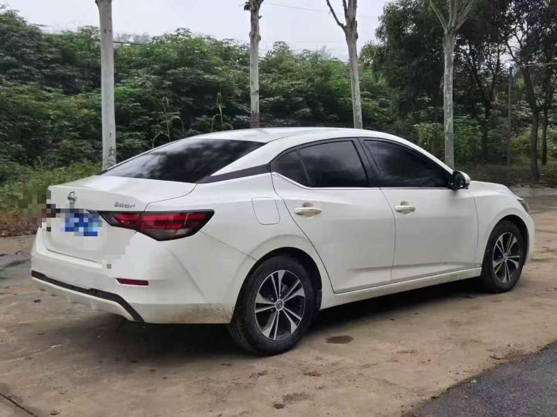 开封22年日产轩逸8