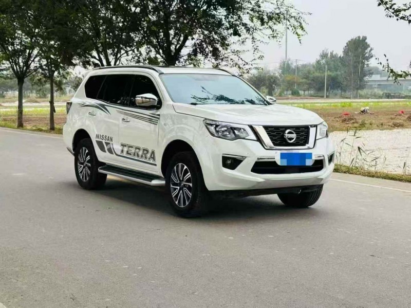 无锡21年日产途达3