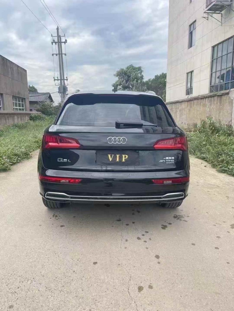 鹰潭21年奥迪Q57