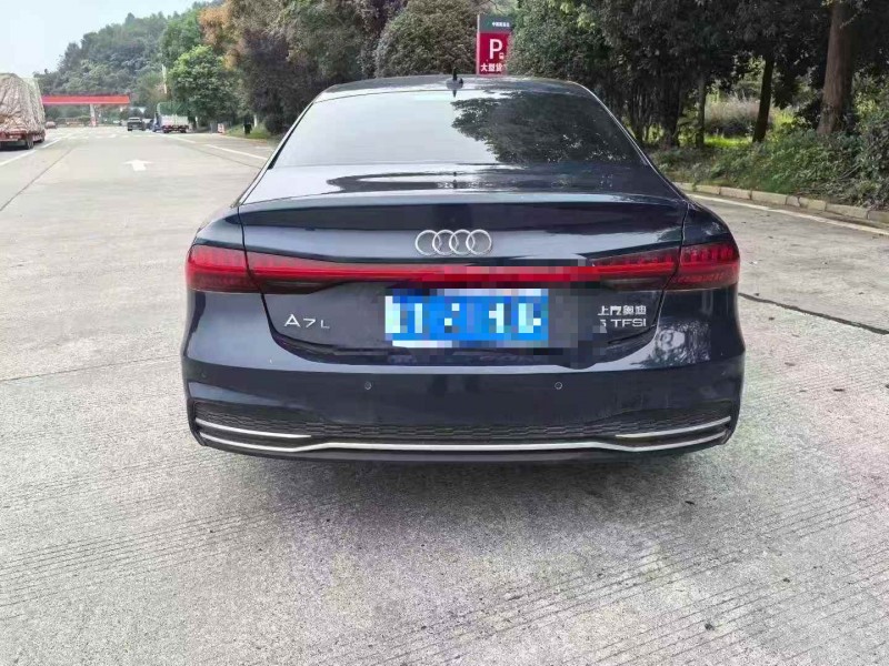 嘉兴22年奥迪A7L8