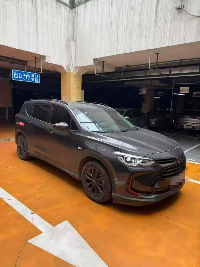 乌海23年雪佛兰沃兰多5