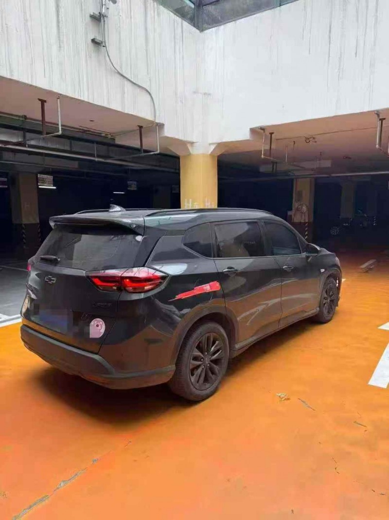 乌海23年雪佛兰沃兰多7