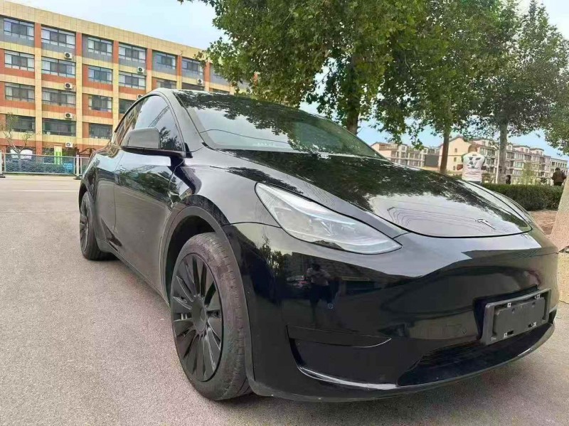 烟台23年特斯拉MODEL Y3