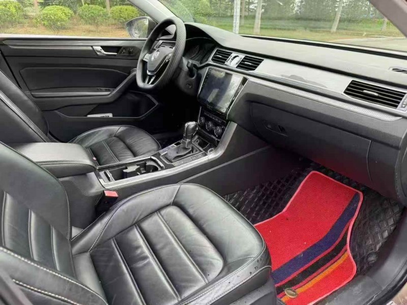 泰安18年大众帕萨特5