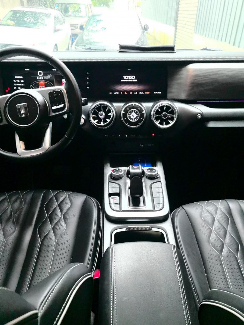 西安24年长城汽车坦克8