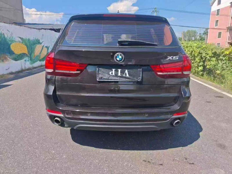 常州16年宝马X58