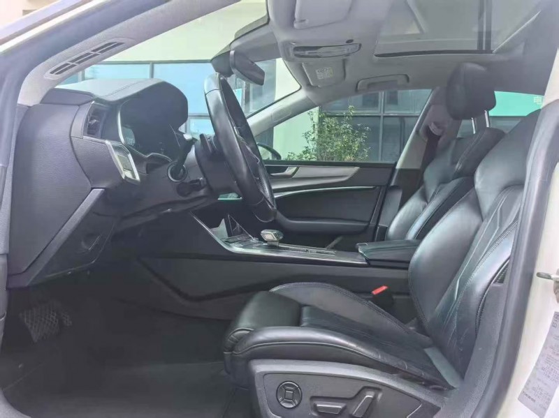 深圳20年奥迪A7L5