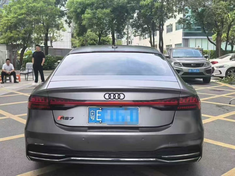 深圳20年奥迪A7L9