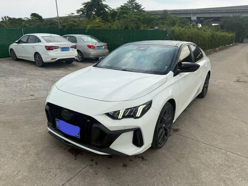 中山22年传祺影豹6