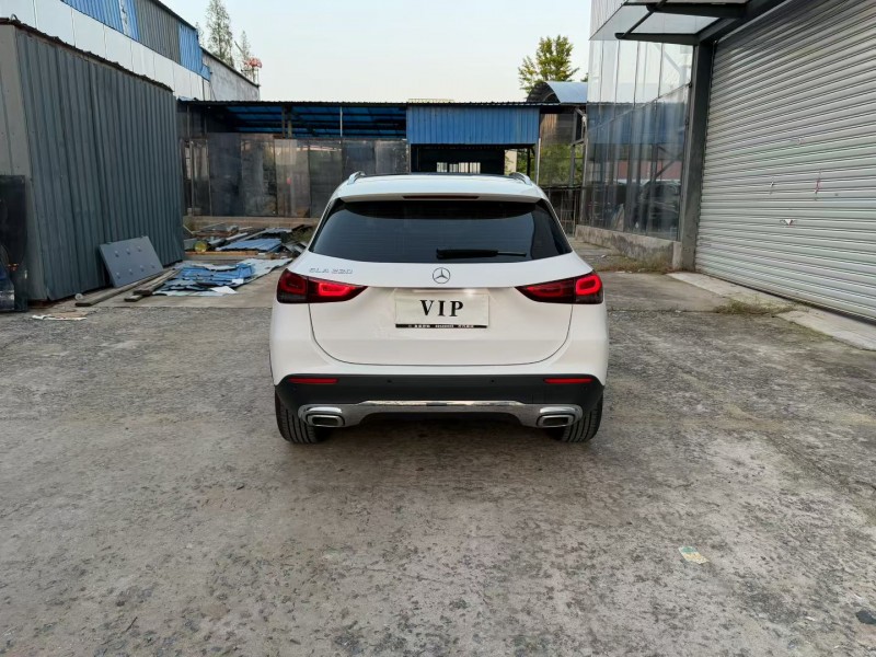 徐州23年奔驰GLA9