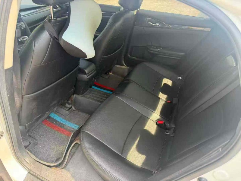 中山19年本田思域8