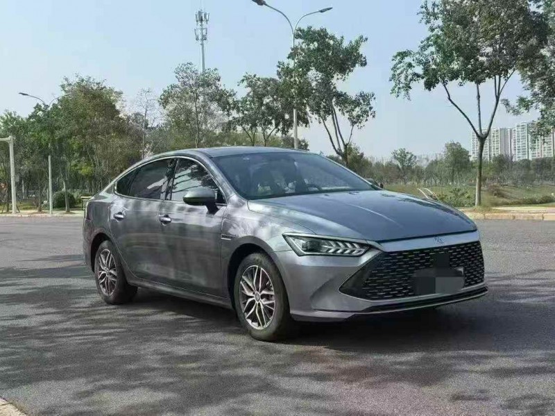 鄂州24年比亚迪秦3