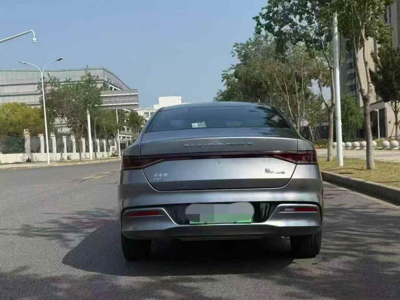 鄂州24年比亚迪秦8