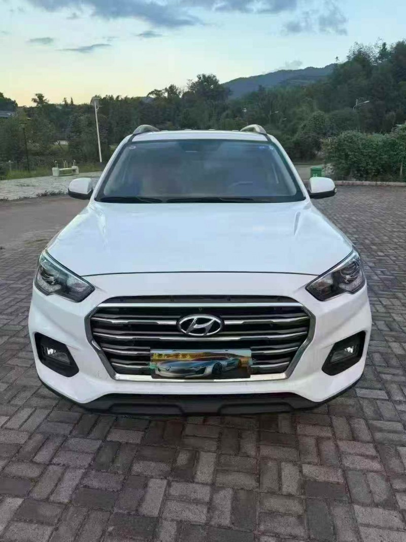 漳州19年现代ix351