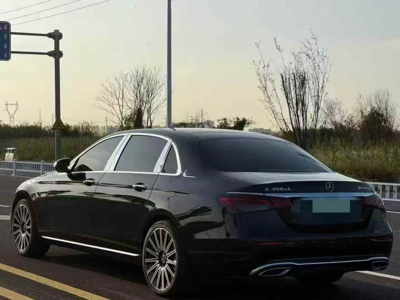 新乡22年奔驰E8
