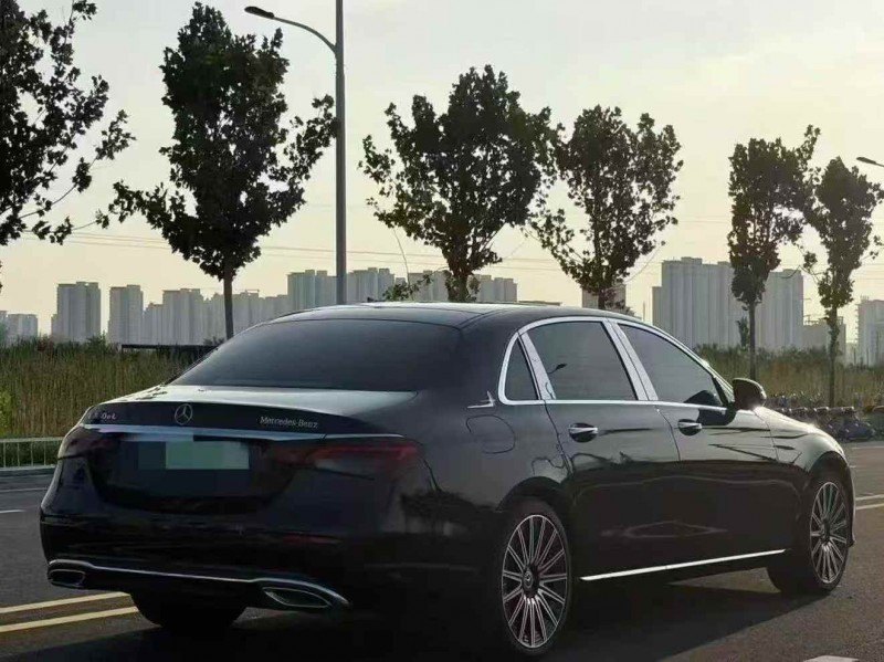 新乡22年奔驰E9