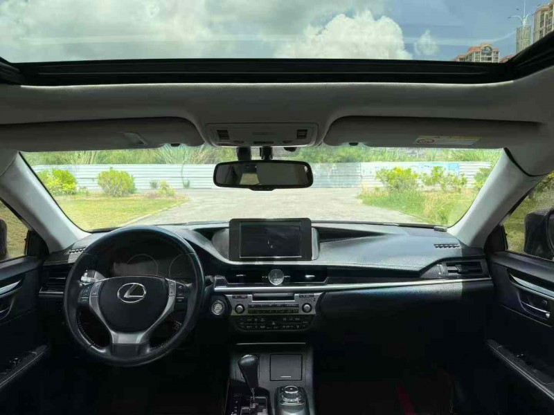 南宁13年雷克萨斯ES5