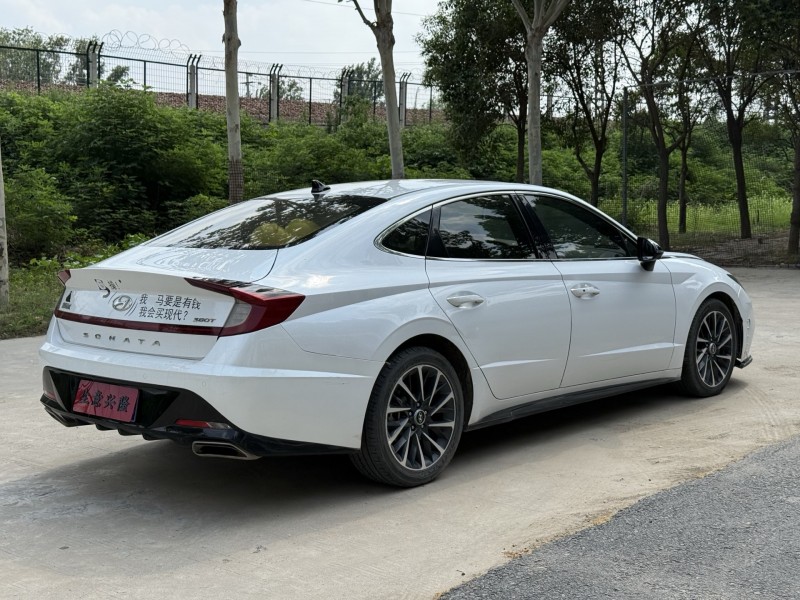 郑州21年现代索纳塔4