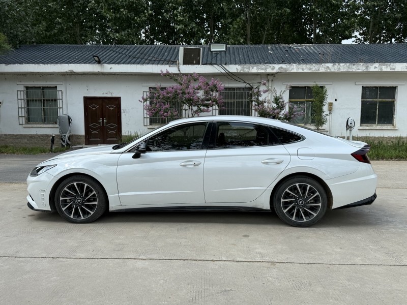 郑州21年现代索纳塔6