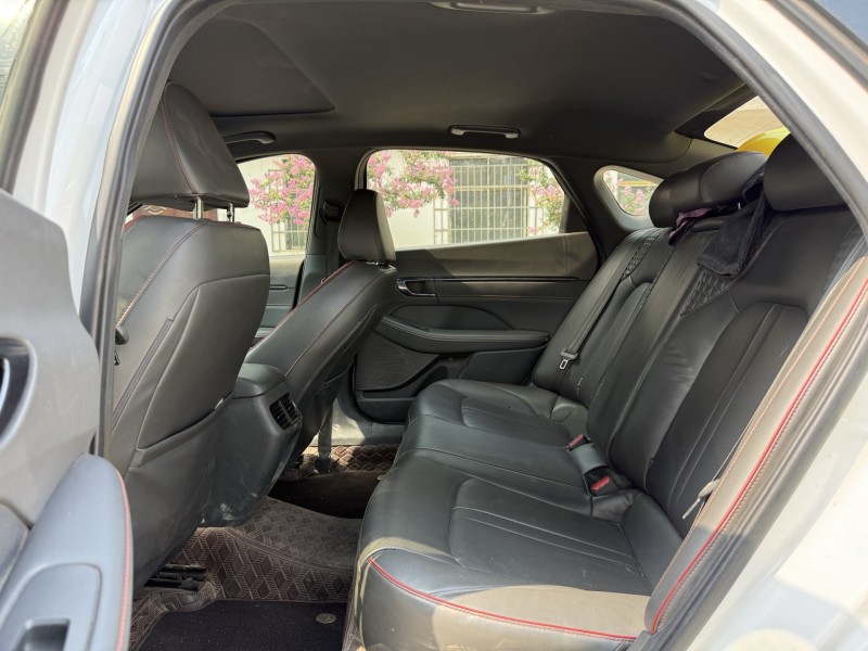 郑州21年现代索纳塔8