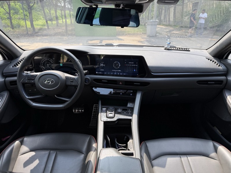 郑州21年现代索纳塔9