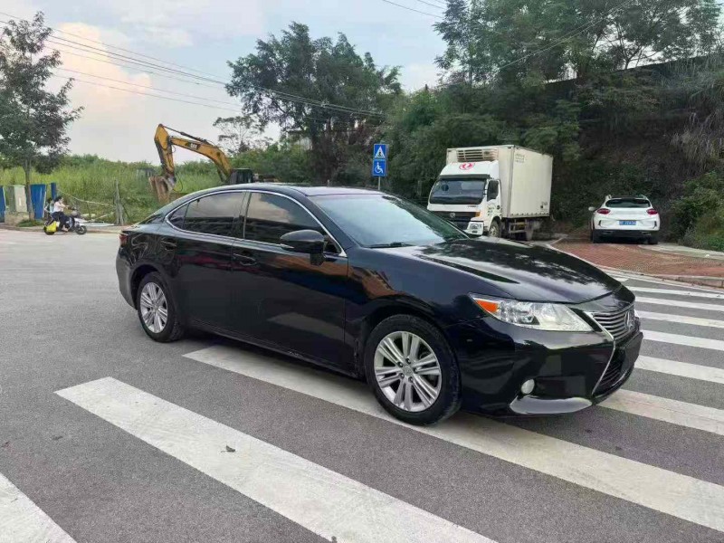 南宁15年雷克萨斯ES2