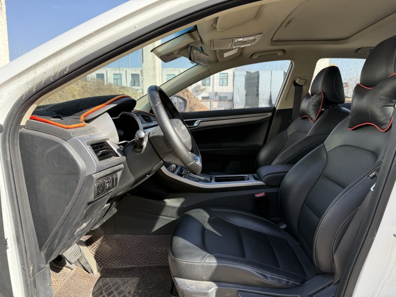 郑州19年吉利帝豪7