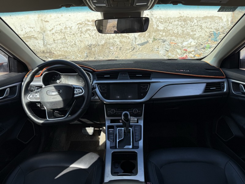 郑州19年吉利帝豪9