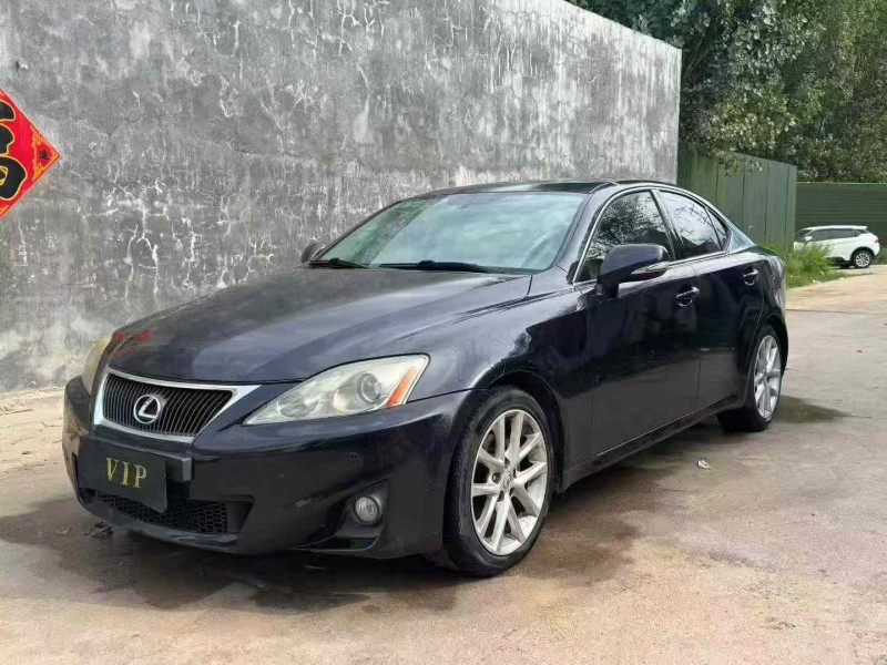 青岛11年雷克萨斯IS2