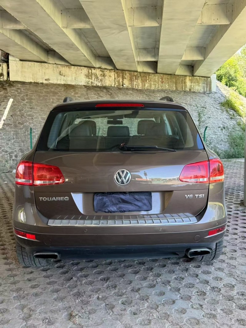 松原12年大众途锐9