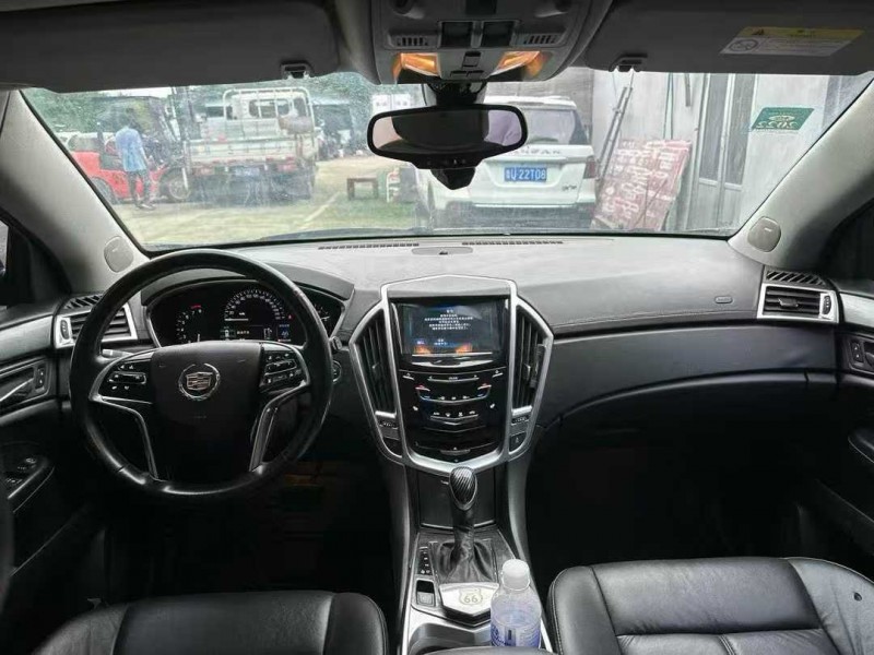 青岛16年凯迪拉克SRX6