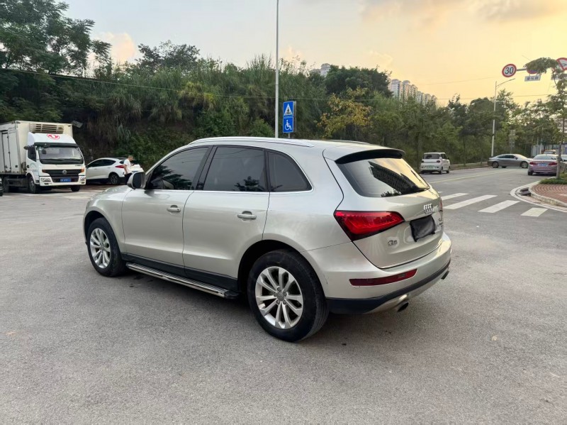 南宁14年奥迪Q58