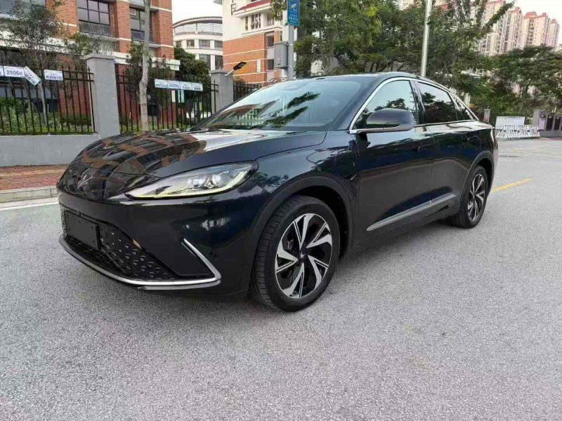 南宁23年极狐汽车阿尔法3