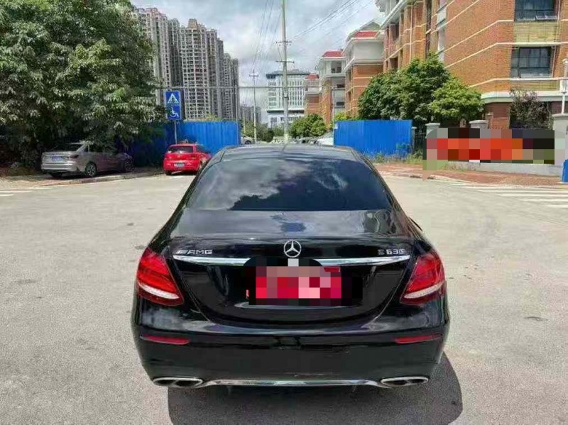 南宁17年奔驰E9