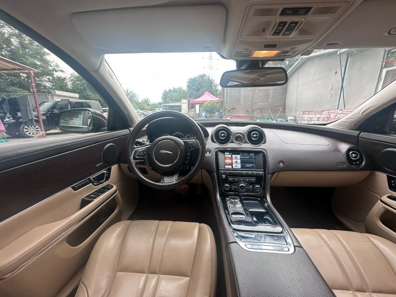 青岛16年捷豹XJL4